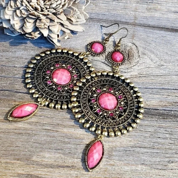 Vintage Neo Victorian Glam Long Faux Stone Dangle Earrings - Picture 8 of 9